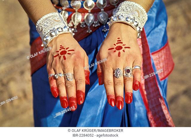 Painted hands of an Odissi dancer, Konarak or Konark, Orissa, East India, India, Asia