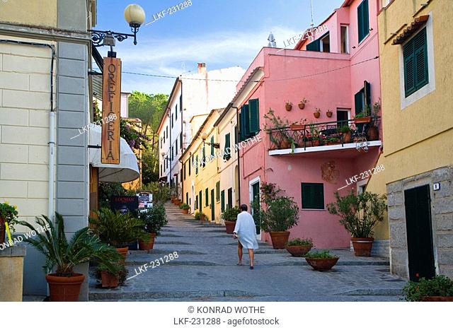 Picturesque backstreet in Marina di Campo, Island of Elba, Italy