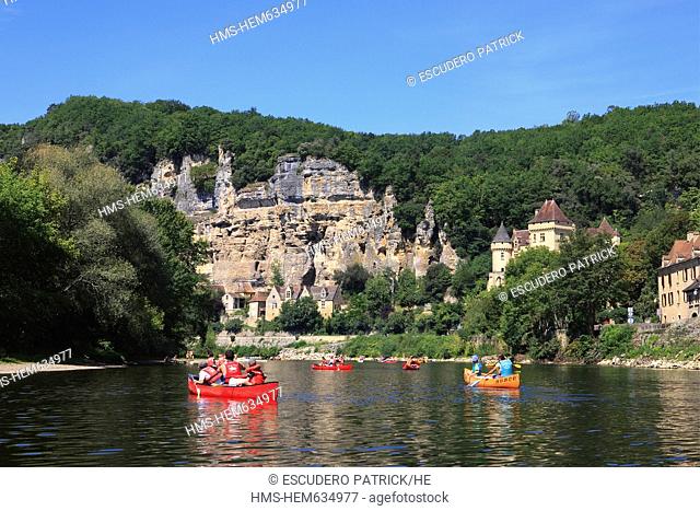 France, Dordogne, Perigord Noir, Dordogne Valley, La Roque Gageac, labelled Les Plus beaux Villages de France The Most Beautiful Villages of France