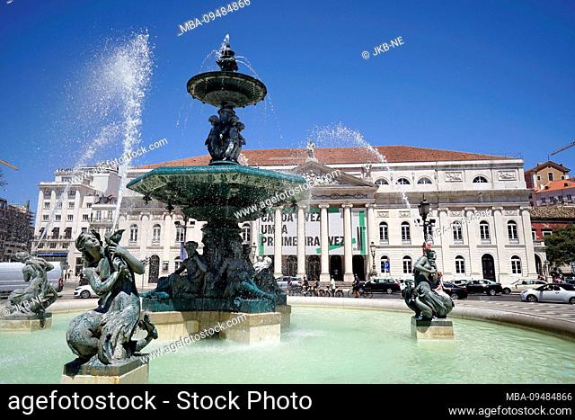 Europe, Portugal, Lisbon region, Lisbon, Praca Dom Pedro IV, Praca do Rossio, Rossio square, bronze fountain, National Theater