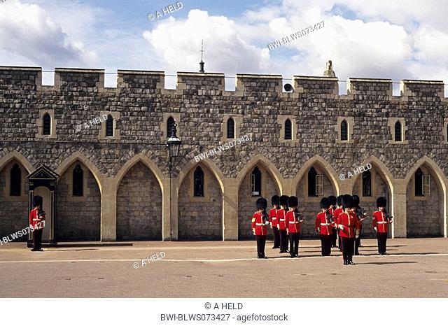Windsor Castle, guard, United Kingdom, England, Berkshire, Windsor