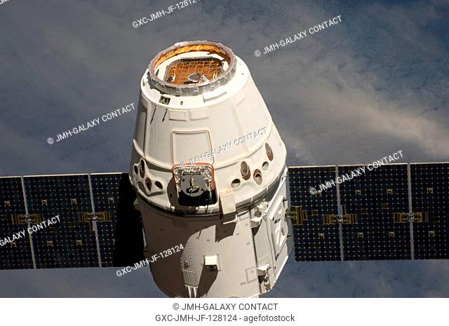The SpaceX Dragon commercial cargo craft approaches the International Space Station on May 25, 2012 for grapple and berthing