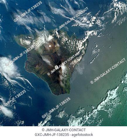 A vertical view of the Island of Hawaii, State of Hawaii, as photographed from the Skylab space station in Earth orbit by a Skylab 4 crewman