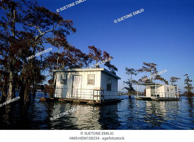 United States, Louisiana, Lafayette city, Atchafalaya swamps, floating houses