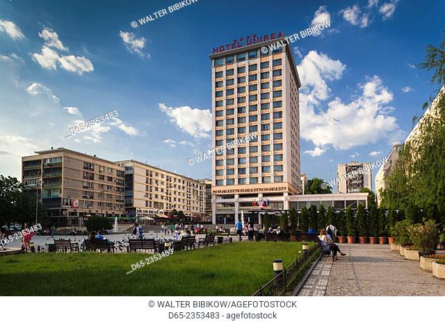 Romania, Moldovia Region, Iasi, Piata Unirii Square and Hotel Unirea