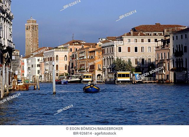 Facades along Canale Grande near San Marcuola, Venice, Veneto, Italy, Europe