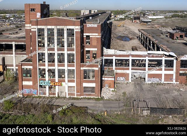 Detroit, Michigan - Demolition of the nearly 100-year-old Cadillac Stamping Plant, which has been closed since 1987. A new manufacturing facility for multiple...