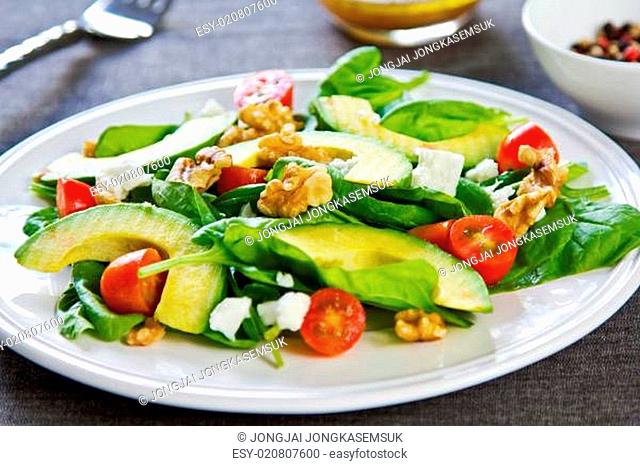 Avocado with Spinach and Feta salad