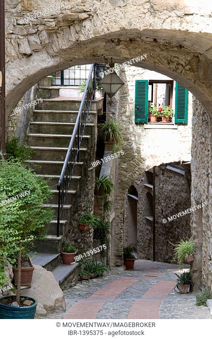 Alleyway in the historic town, mountain village of Dolceacqua, Nervia Valley, Riviera, Liguria, Italy, Europe