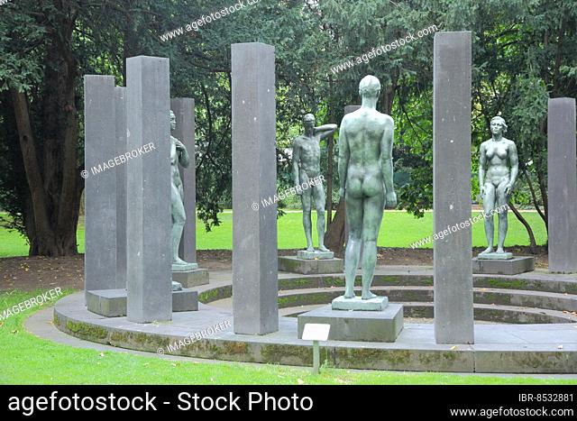 Sculpture Ring of Statues by Georg Kolbe 1954, Figures, Rothschild Park, Westend, Main, Frankfurt, Hesse, Germany, Europe