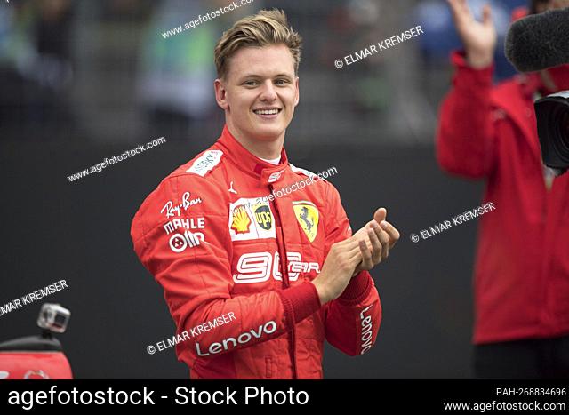 Mick Schumacher becomes a substitute driver at Ferrari. Archive photo :. After the demonstration round with the Ferrari F2004, Mick SCHUMACHER (GER