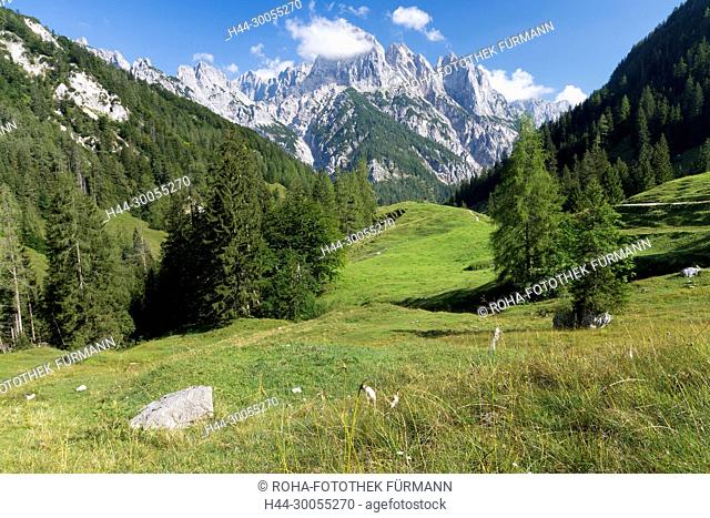 Bayern, Oberbayern, Berchtesgadener Land, Berchtesgaden, Himmel, blauer Himmel, Alpen, Gebirge, Berge, Fels, Panorama, Weg, Nationalpark, Gipfel