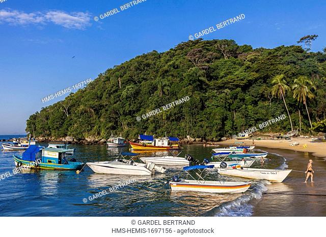 Brazil, Rio de Janeiro state, the Costa Verde, Ilha Grande, an island at 1 hour by boat from Angra dos Reis, Japaris beach