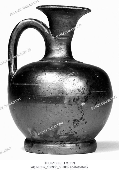 Campanian Black Squat Lekythos; Campania, South Italy; 323 - 31 B.C; Terracotta; 11.3 × 4.3 cm (4 7, 16 × 1 11, 16 in.)
