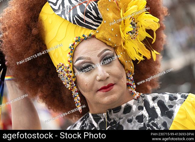15 July 2023, Hesse, Frankfurt/Main: Colorfully costumed participants of the CSD parade through the city center. Traffic in the downtown area came to a...