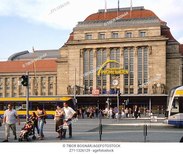 Germany, Saxony, Leipzig, Hauptbahnhof Promenaden