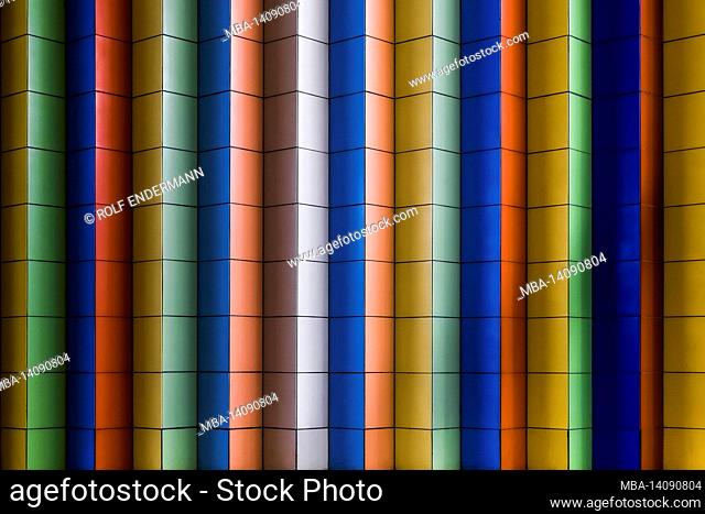 vertical color fan