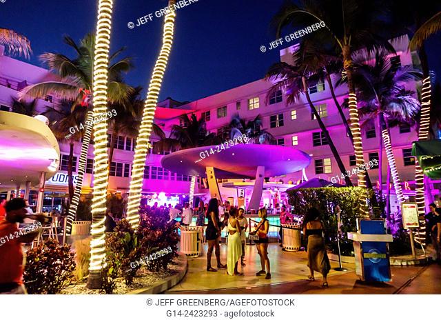 Florida, Miami Beach, Art Deco District, Ocean Drive, Clevelander, hotel, night, nightlife, restaurant