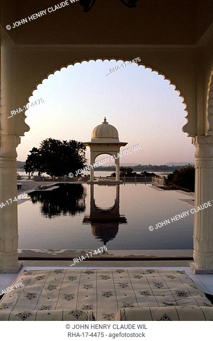Udai Vilas Oberoi resort Hotel, Udaipur Lake, Udaipur, Rajasthan state, India, Asia