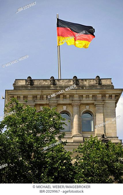 German national flag on the Reichstag building, German Parliament, Regierungsviertel district, Berlin, Germany, Europe, PublicGround