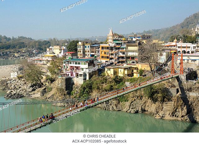 Lakshman Jhula, a bridge crossing the Ganges at Muni Ki Reti, near Rishikesh, Tehri Garhwal district, Uttarakhand, India