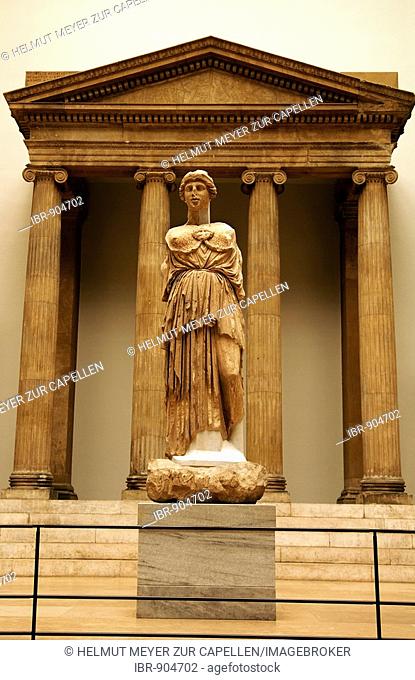 Athena Parthenos in the Pergamonmuseum, Berlin, Germany, Europe