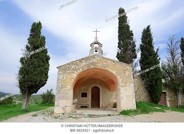Saint-Sixte Chapel, Eygalieres, Bouches-du-Rhone, Provence-Alpes-Côte d'Azur, Southern France, France