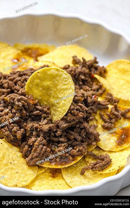 minced beef baked with nachos