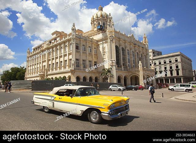 Vintage American car used as taxi in front of the Revolution Museum-Museo de la Revolucion in Old Havana, La Habana, Cuba, West Indies, Central America