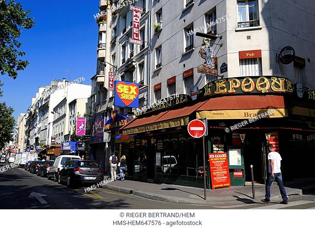 France, Paris, the Boulevard de Clichy between Pigalle and Blanche