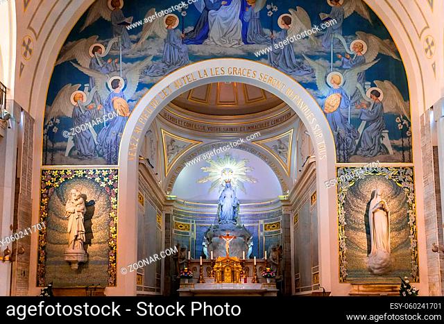PARIS, FRANCE, SEPTEMBER 08, 2016 : interiors and details of Chapel of Our Lady of the Miraculous Medal, september 08, 2016, in Paris, France