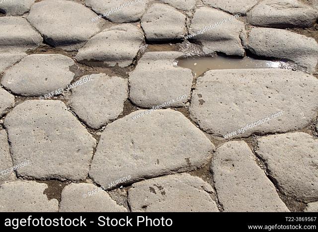 Pompeii (Italy). Pavement detail of a street in the city of Pompeii