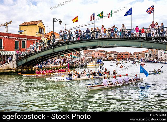 Vogalonga, rowing competition on the Grand Canal di Murano, Murano Island, famous for its glass art, Venice, lagoon city, Veneto, Italy, Venice, Veneto, Italy