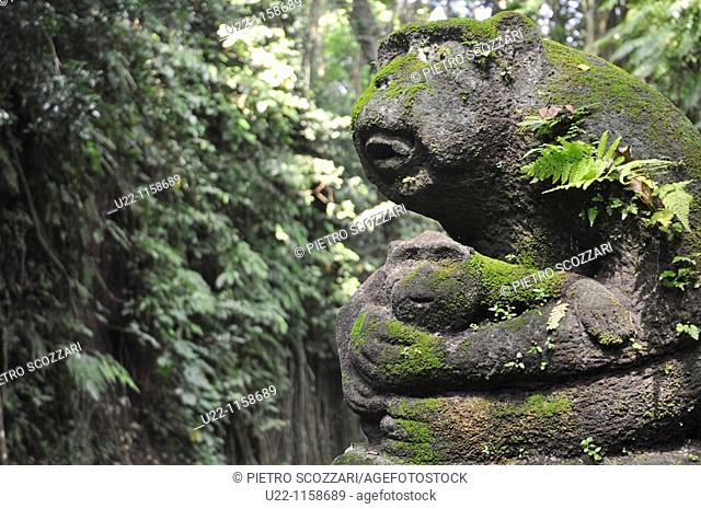 Ubud (Bali, Indonesia): a monkeys sculpture at the Monkey Forest