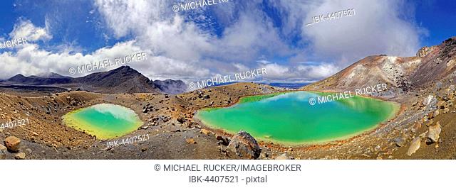 Panorama of green sulphurous Emerald Lakes in active volcanic Tongariro National Park, Manawatu-Wanganui, North Island, New Zealand
