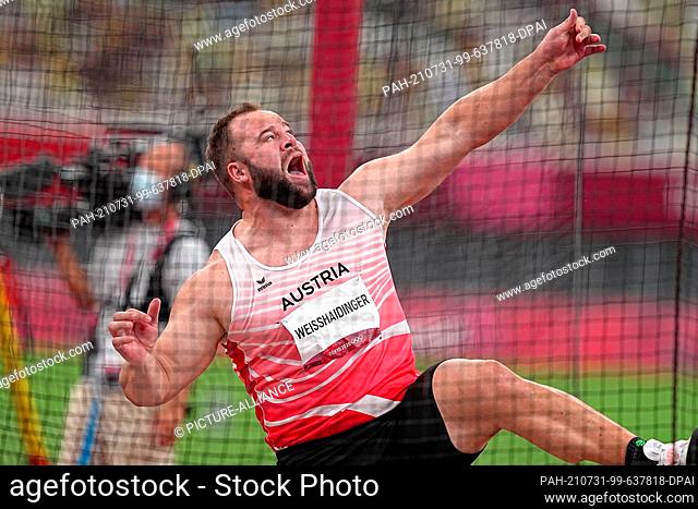 31 July 2021, Japan, Tokio: Athletics: Olympics, Discus Throw, Men, Final at the Olympic Stadium. Lukas Weißhaidinger from Austria in action