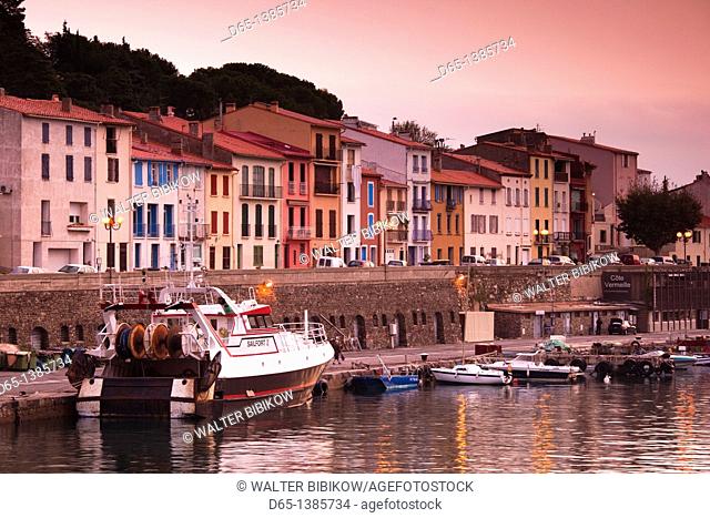 France, Languedoc-Roussillon, Pyrennes-Orientales Department, Vermillion Coast Area, Port-Vendres, harbor view, dawn