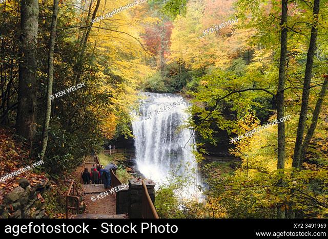 Dry Falls, also known as Upper Cullasaja Falls, Nantahala National Forest, Macon County, in the Blue Ridge Mountains, North Carolina, United States of America