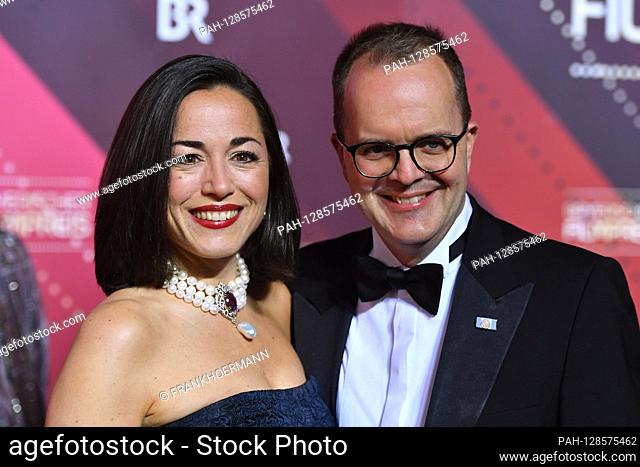Markus RINDERSPACHER (SPD politician) with his wife Christine, 41st Bavarian Film Award 2019-Red Carpet, red carpet, on January 17th