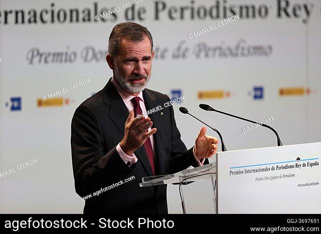 King Felipe VI of Spain attends Delivery of the XXXVII edition of the ÔRey de Espa–aÕ International Journalism Awards and the and the 16th edition of the 'Don...