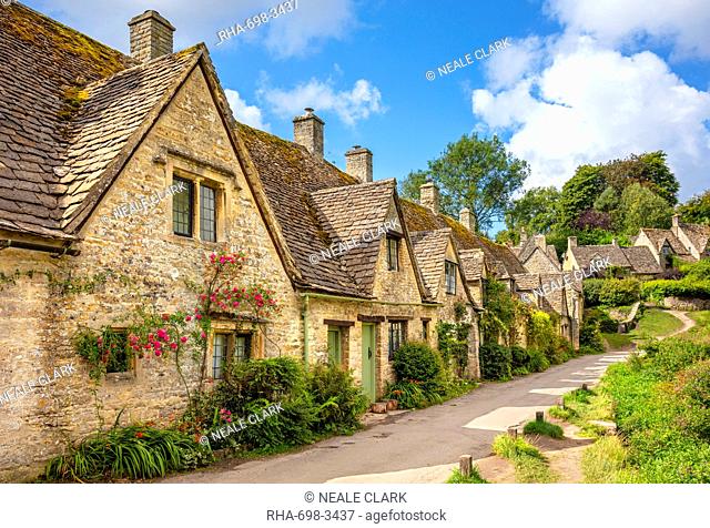 Bibury Weavers Cottages, Arlington Row, Bibury, The Cotswolds, Wiltshire, England, United Kingdom, Europe