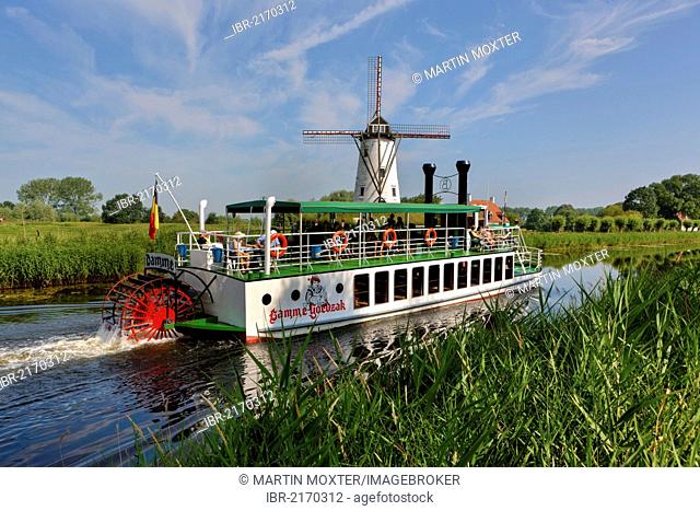 Old paddle wheel steamer on the canal between Bruges and Damme, Damse Vaart-Zuid, Damme, Bruges, West Flanders, Flemish Region, Belgium, Europe