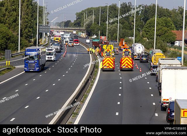 Illustration picture shows an accident with a truck at the Drongen exit of the E40 highway, in Drongen, Friday 02 September 2022