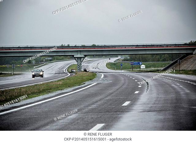 Motorways in Belarus do not comply with West European standards. Western drivers can be surprised by pedestrians crossing the motorway or cars suddenly stopping...