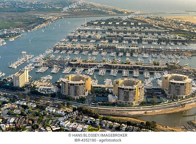 Marina Venice Yacht Club, marina, motor boats, sailboats, Admiralty Way, Marina del Rey, Los Angeles County, California, USA