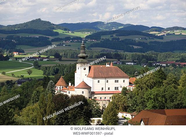 Austria, Mhlviertel, Kefermarkt, View of schloss weinberg castle