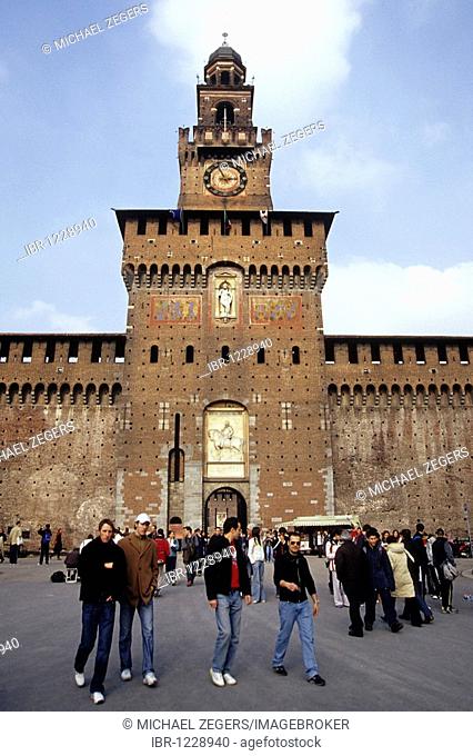 Main entrance to the fortress, tower, Torre del Filarete, Castello Sforzesco, Piazza Castello, Milan, Milano, Lombardy, Italy, Europe