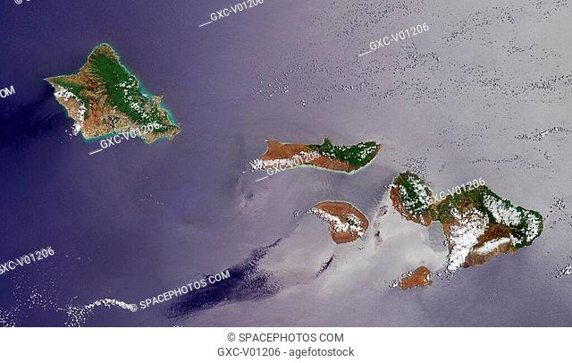 This Multiangle Imaging Spectro-Radiometer MISR image of five Hawaiian Islands was acquired by the instrument's vertical- viewing nadir camera on June 3, 2000