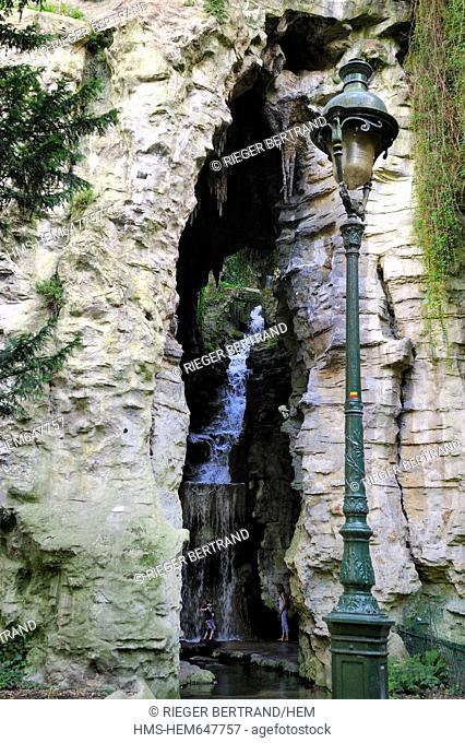France, Paris, Buttes Chaumont Park, cascade of 32 m high in the cave of the Park