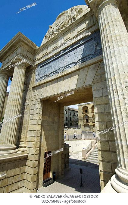 Arco del triunfo (XVI) en centro histórico (Patrimonio de la Humanidad Unesco); Córdoba; Andalucía; España